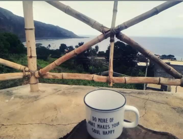 Seladinha Kaza Ladera Bed & Breakfast エクステリア 写真